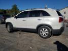Kia Sorento Base Image 4