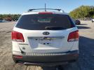 Kia Sorento Base Image 6