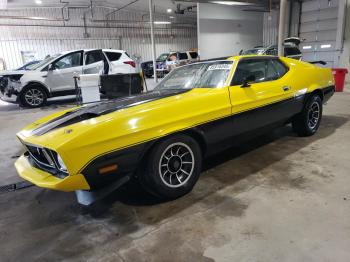  Salvage Ford Mustang
