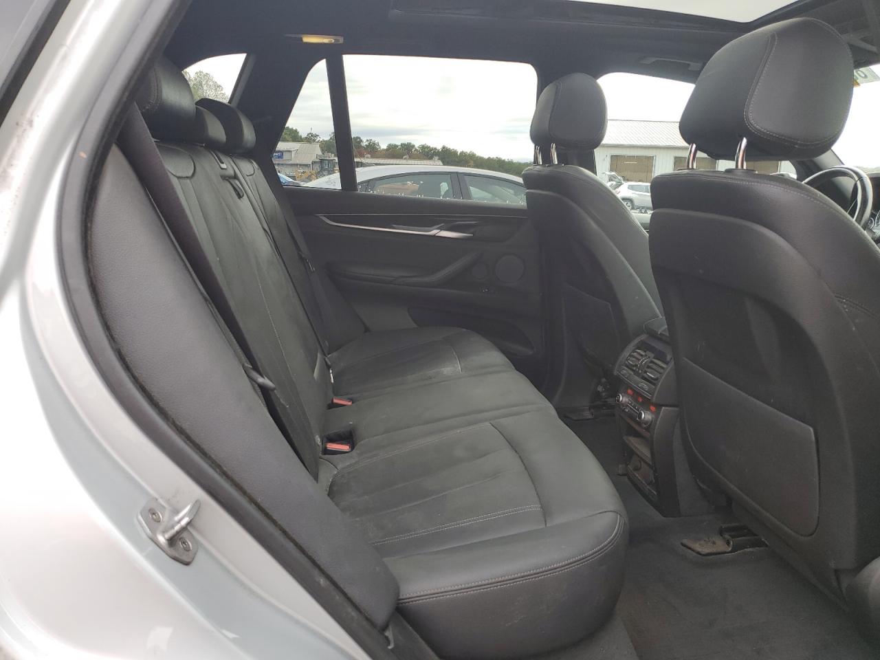 BMW X Series Xdrive35d Image 10