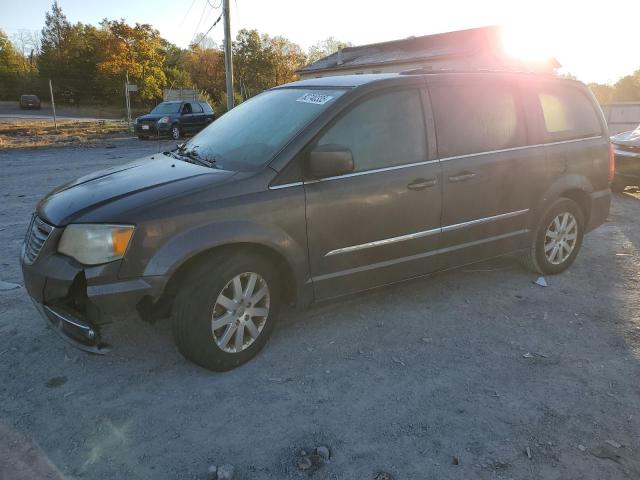  Salvage Chrysler Minivan