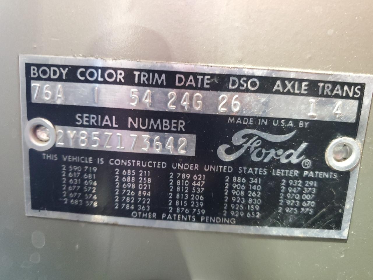 Ford Thunderbird Image 13