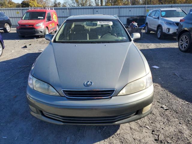 Lexus Es 300 Image 5