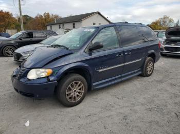  Salvage Chrysler Minivan
