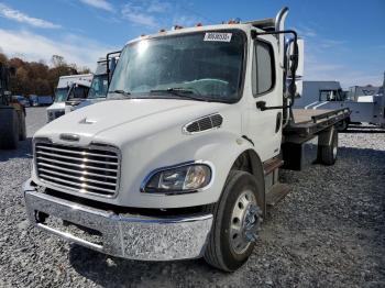  Salvage Freightliner M2 106 Med
