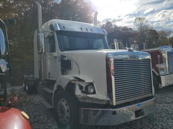 Salvage Freightliner 122sd