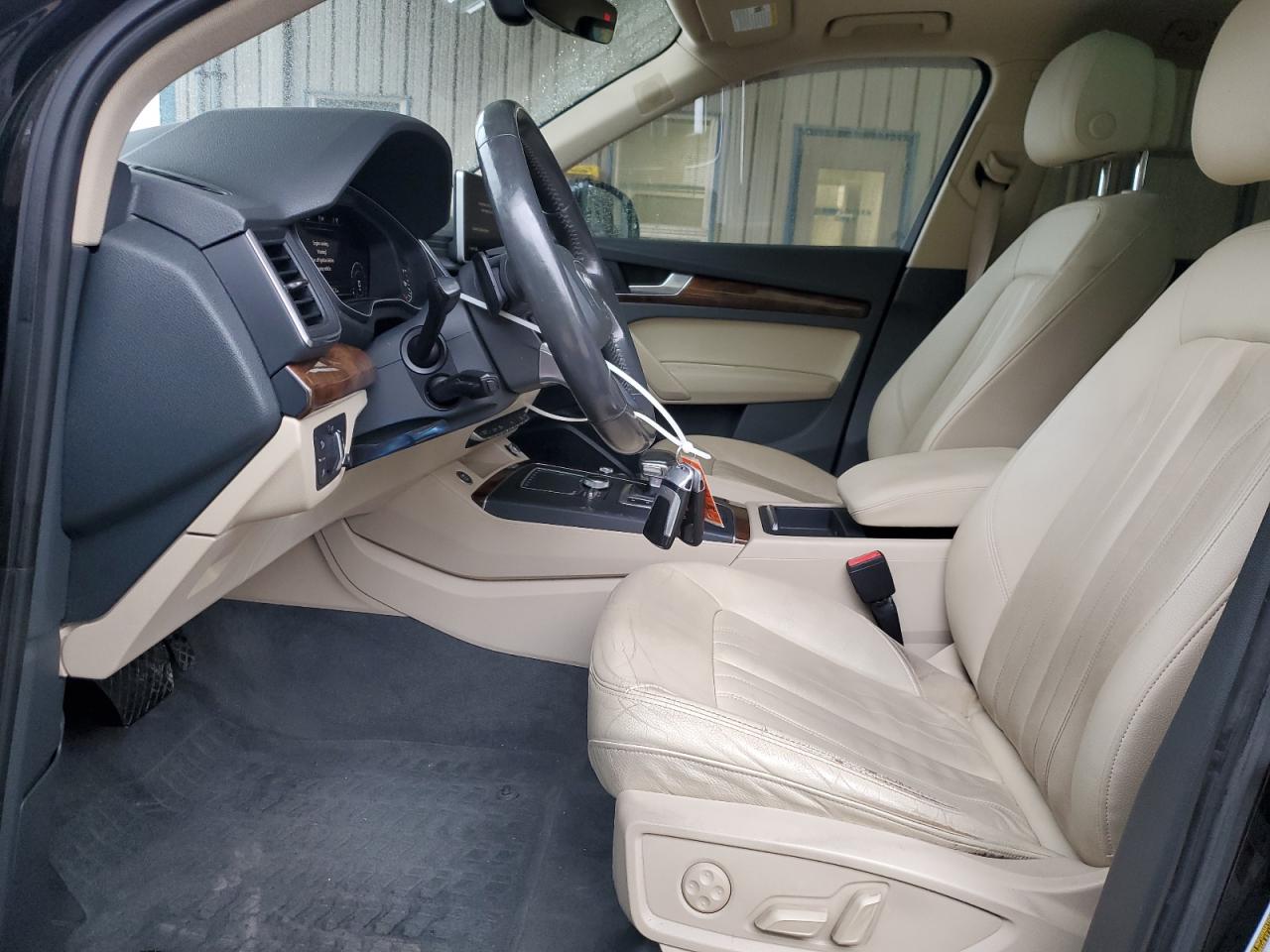 Audi Q5 Premium Plus Image 8