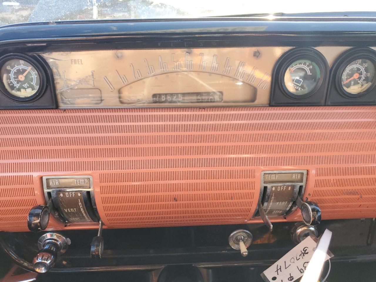 Lincoln Capri Image 10