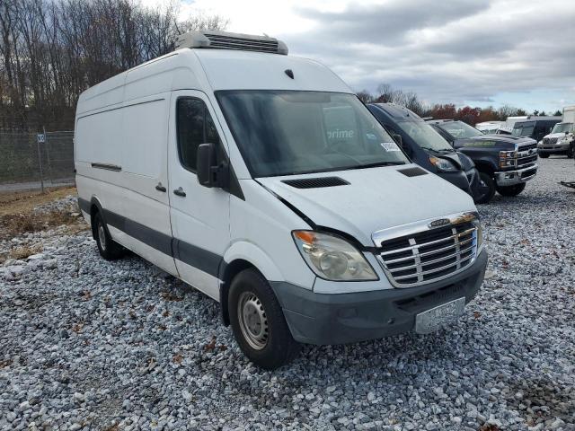 Freightliner Sprinter 2500 Image 13