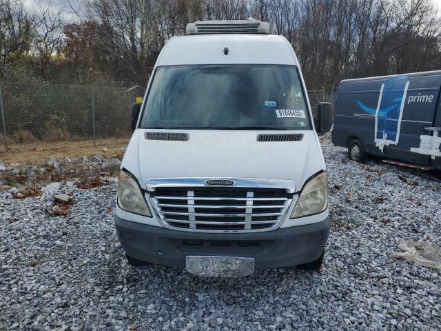 Freightliner Sprinter 2500 Image 5