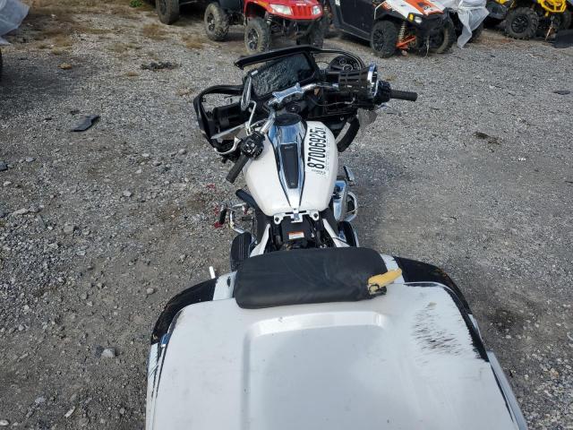 Harley-Davidson Fl Image 3