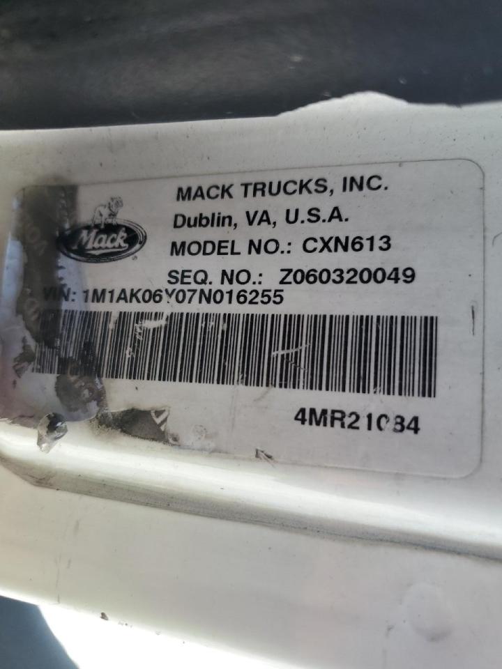 Mack 600 Cxn600 Cxn600 Image 2