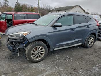  Salvage Hyundai TUCSON