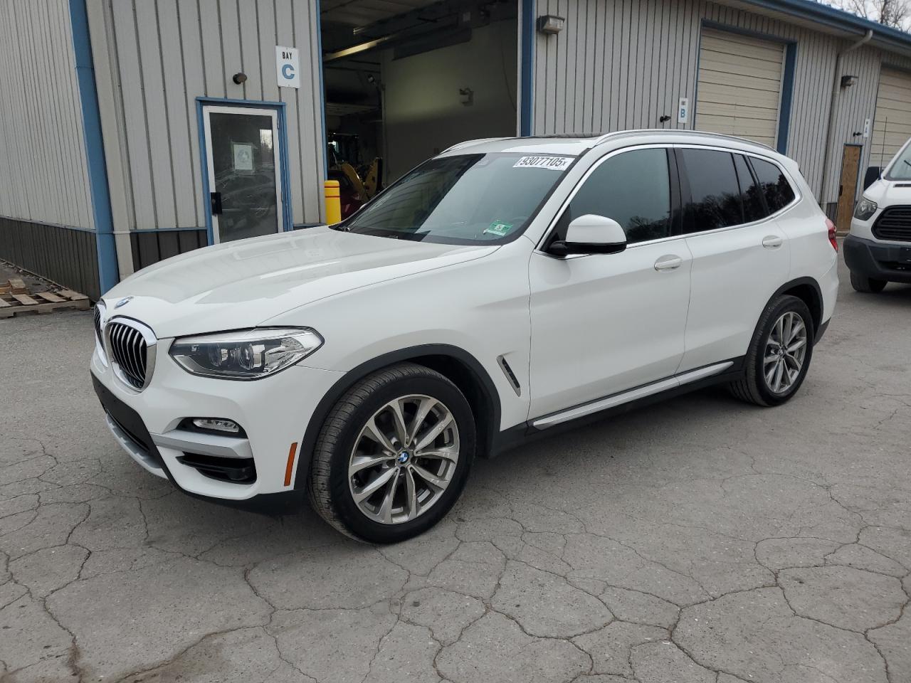 BMW X Series Xdrive30i Image 1
