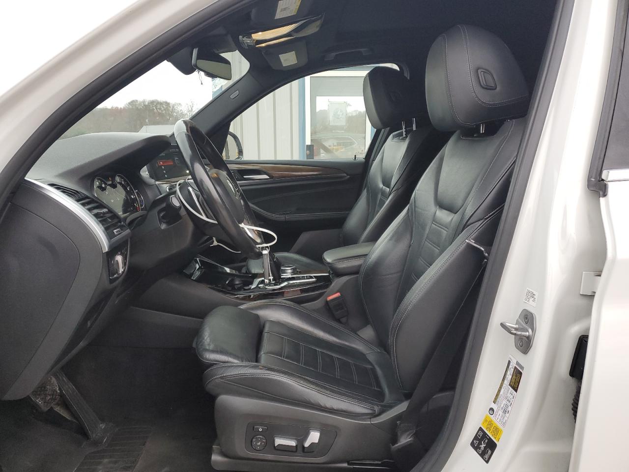 BMW X Series Xdrive30i Image 8