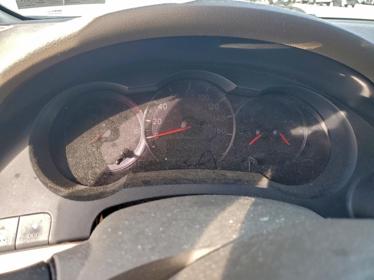 Nissan Altima Base Image 10