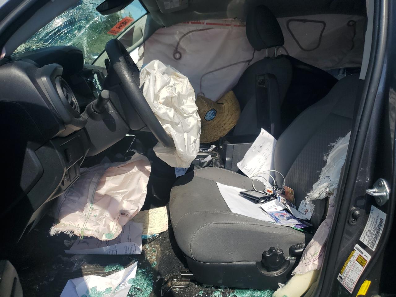 Toyota Tacoma Double Cab Image 13