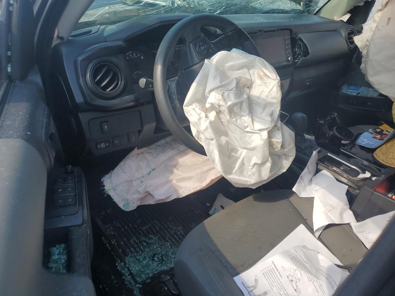 Toyota Tacoma Double Cab Image 11