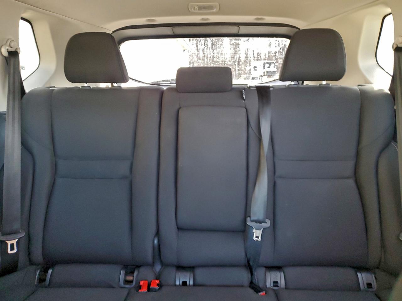 Nissan Rogue S Image 7