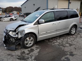  Salvage Dodge Caravan