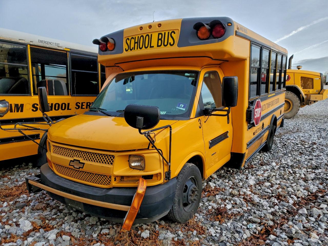 Chevrolet Express Image 7