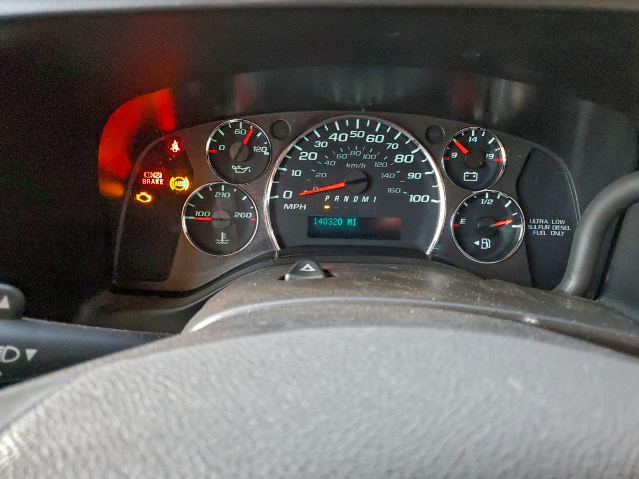 Chevrolet Express Image 6