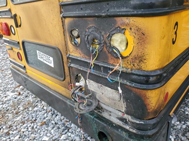 Chevrolet Express Image 8