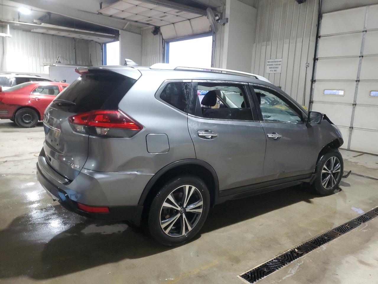 Nissan Rogue S Image 13