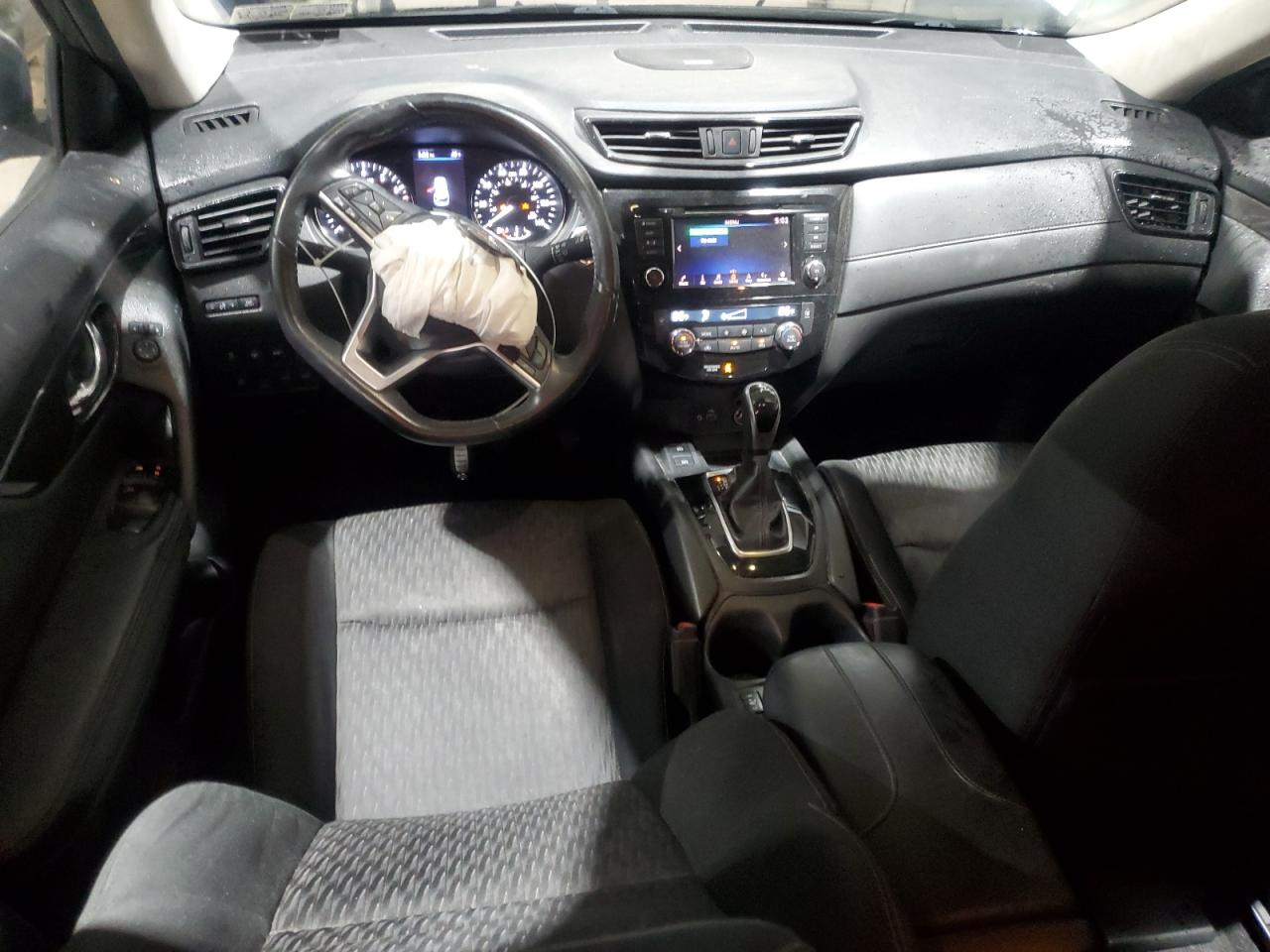 Nissan Rogue S Image 10