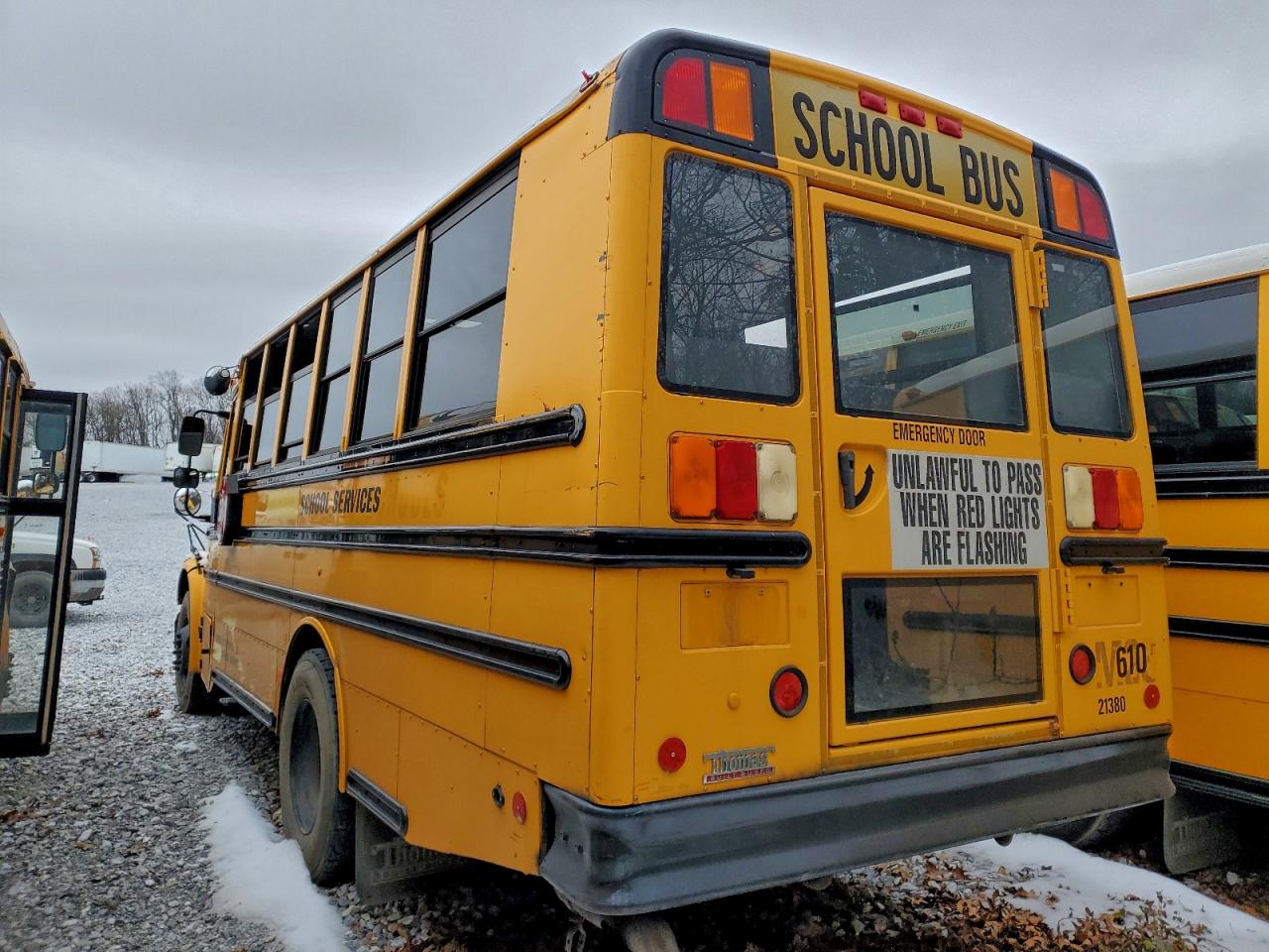 Thomas School Bus B2b Image 10