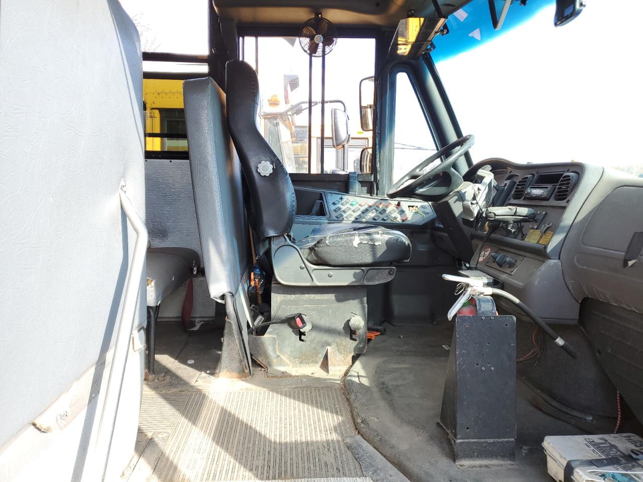 Thomas School Bus B2b Image 6