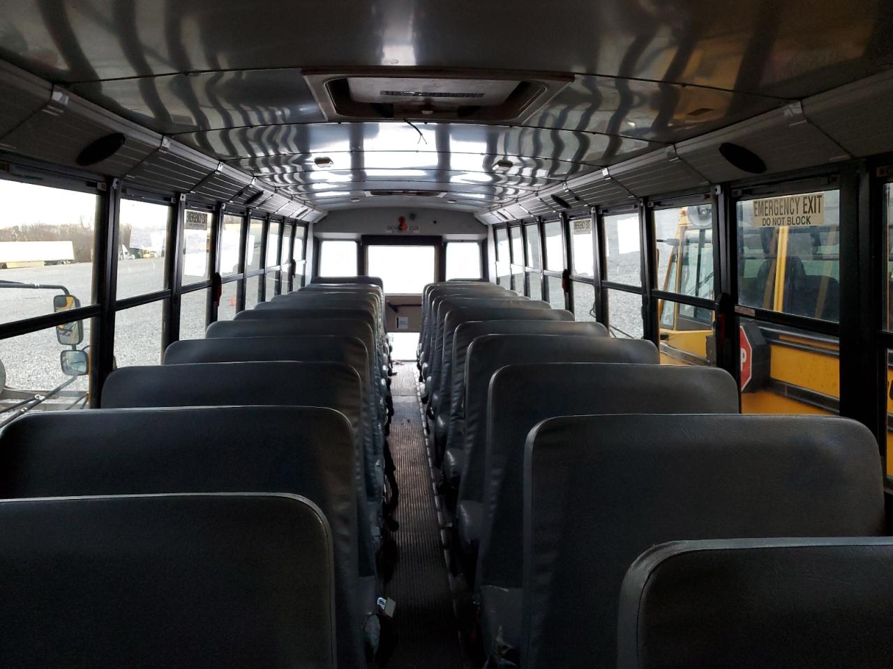 Thomas School Bus B2b Image 3
