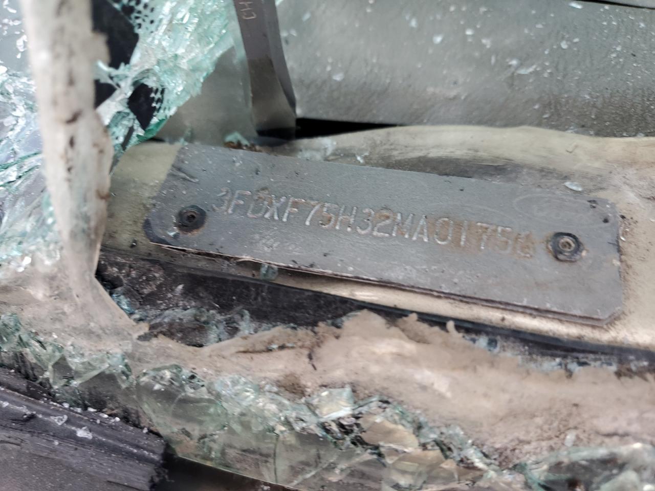 Ford F-750 Super Duty Image 3