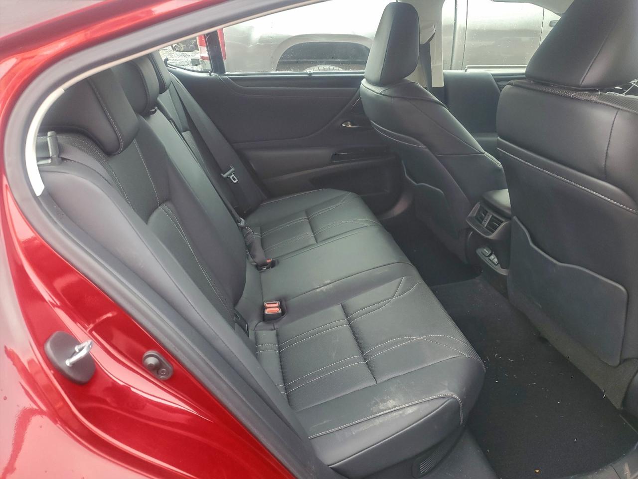 Lexus Es 300h Base Image 5