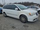 Chrysler Minivan Touring Image 2