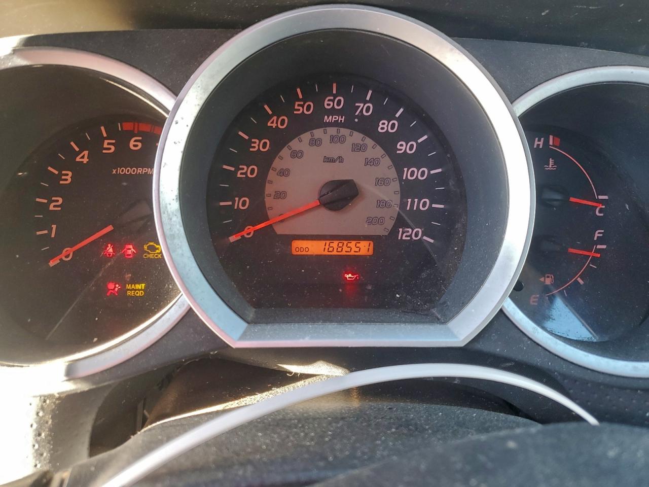 Toyota Tacoma Image 8