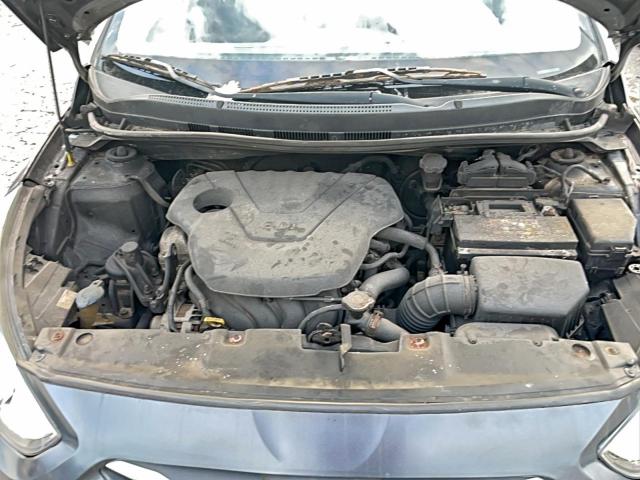 Hyundai ACCENT Gls Image 9