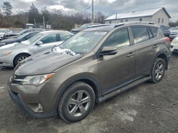  Salvage Toyota RAV4