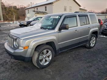  Salvage Jeep Patriot
