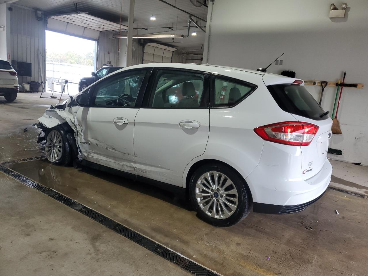 Ford Cmax Se Image 8