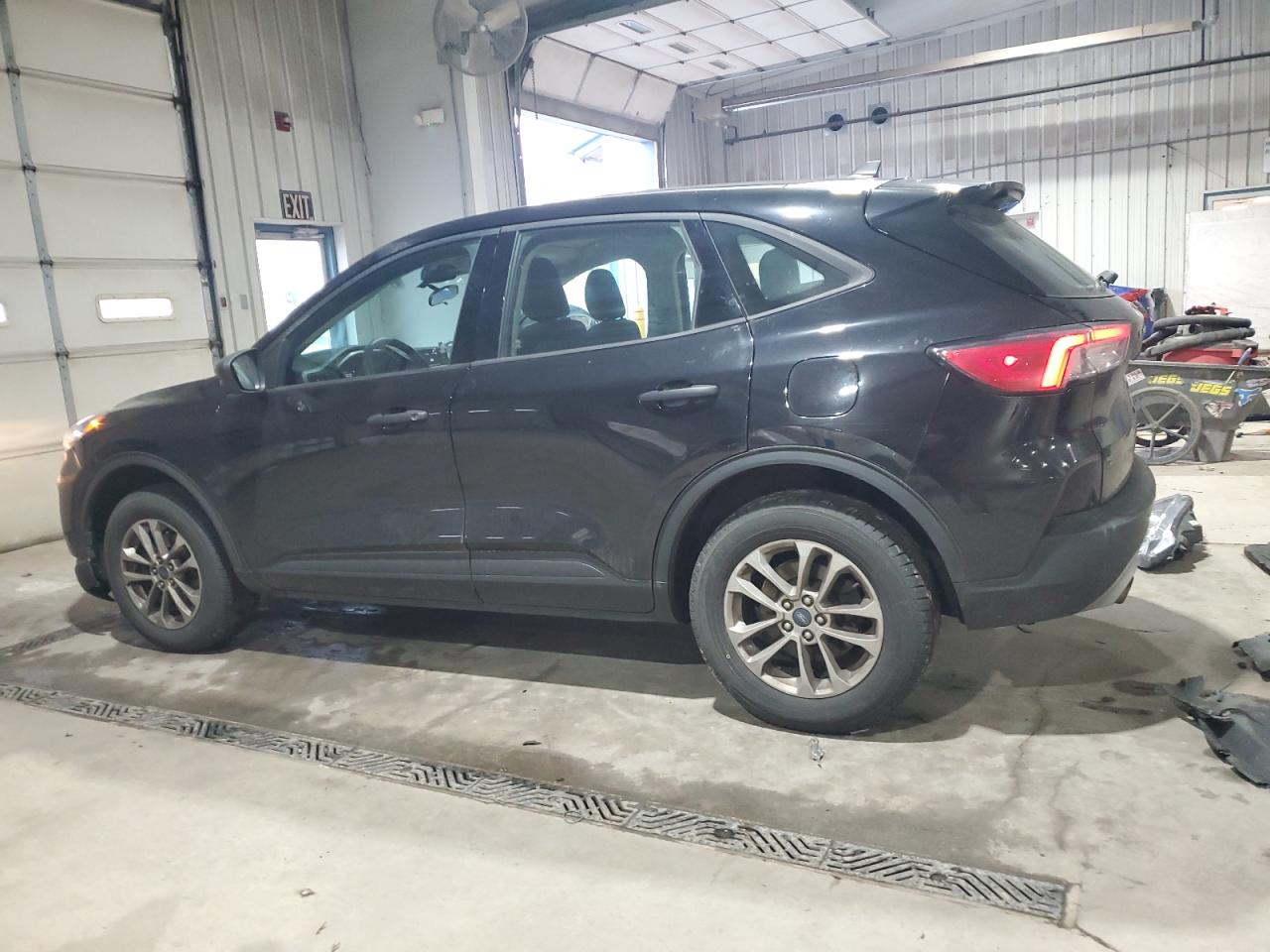 Ford Escape S Image 11