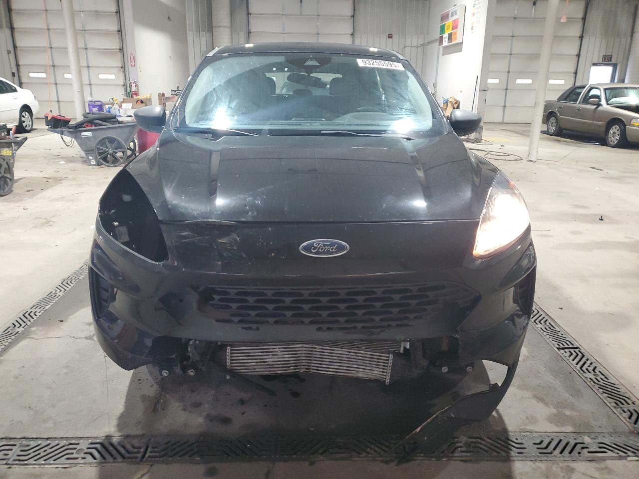 Ford Escape S Image 6