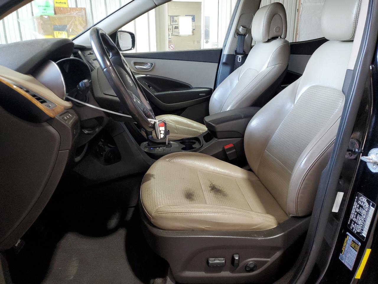 Hyundai SANTA FE Image 10