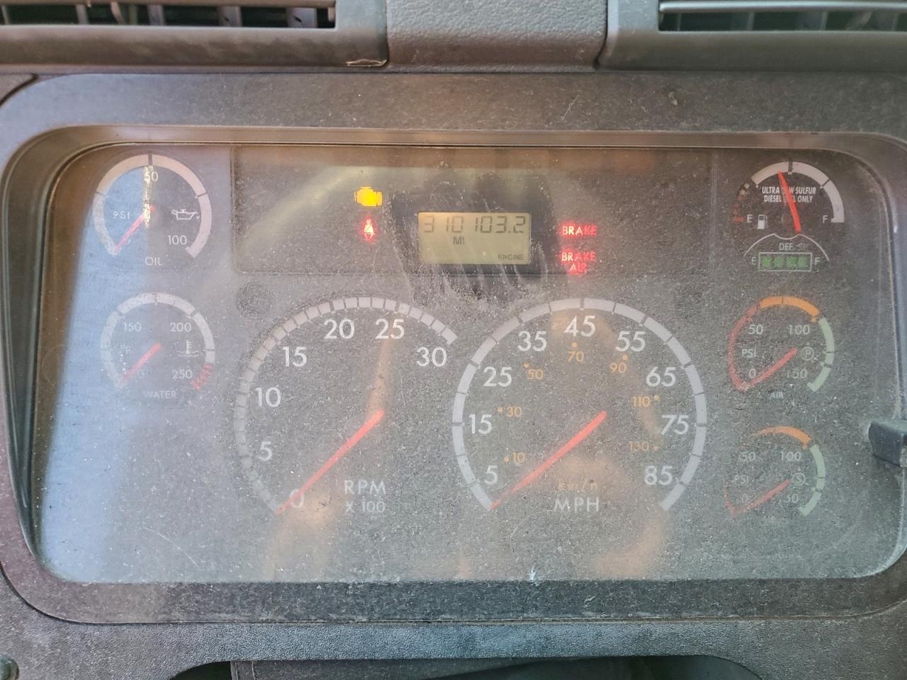 Freightliner Cascadia 1 Image 3