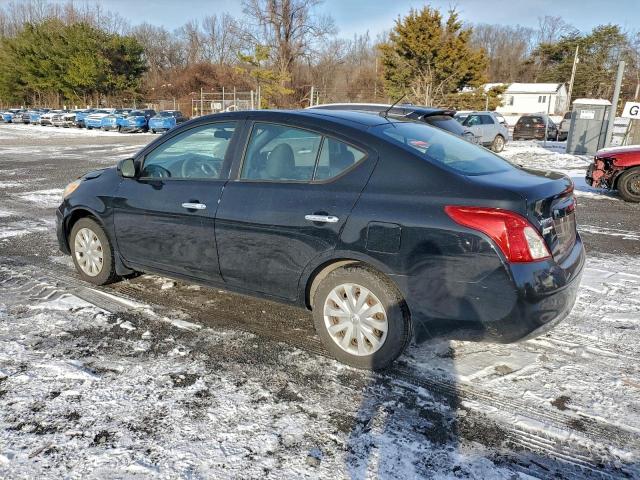 Nissan Versa S Image 4