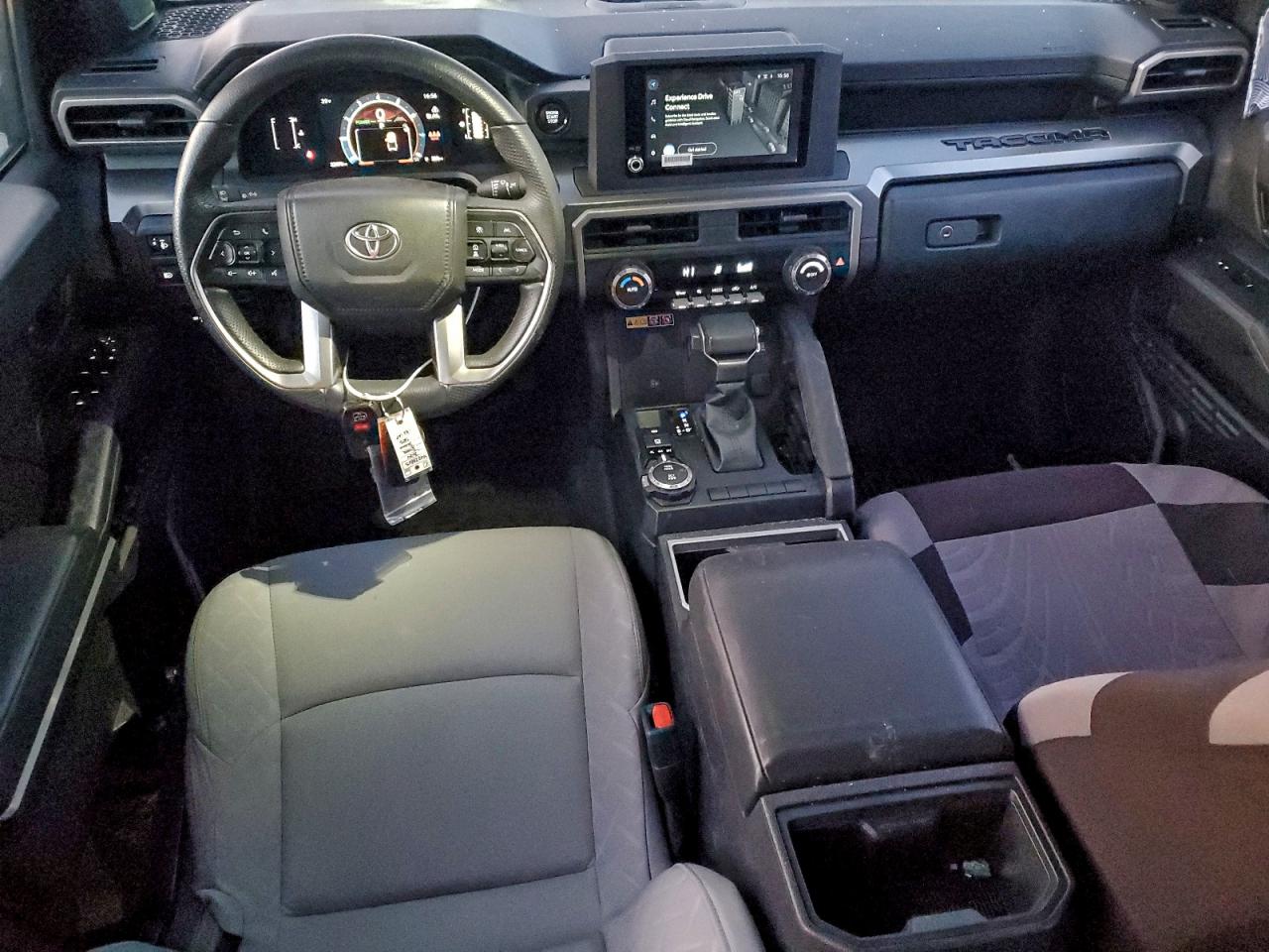 Toyota Tacoma Double Cab Image 7