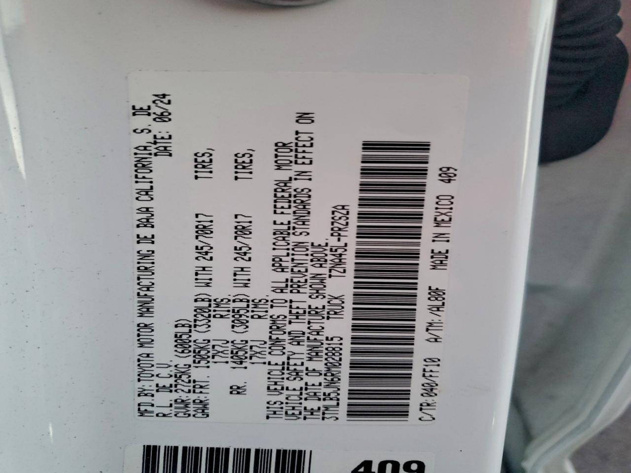 Toyota Tacoma Double Cab Image 12