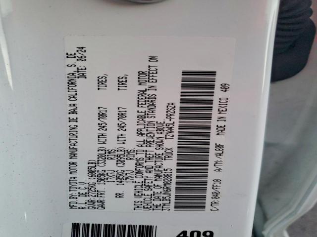 Toyota Tacoma Double Cab Image 12