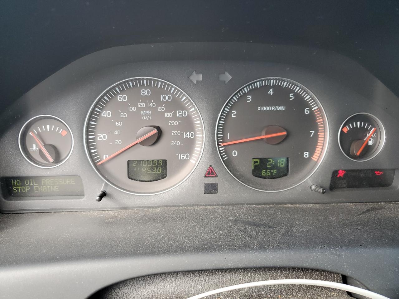 Volvo S60 2.5t Image 6