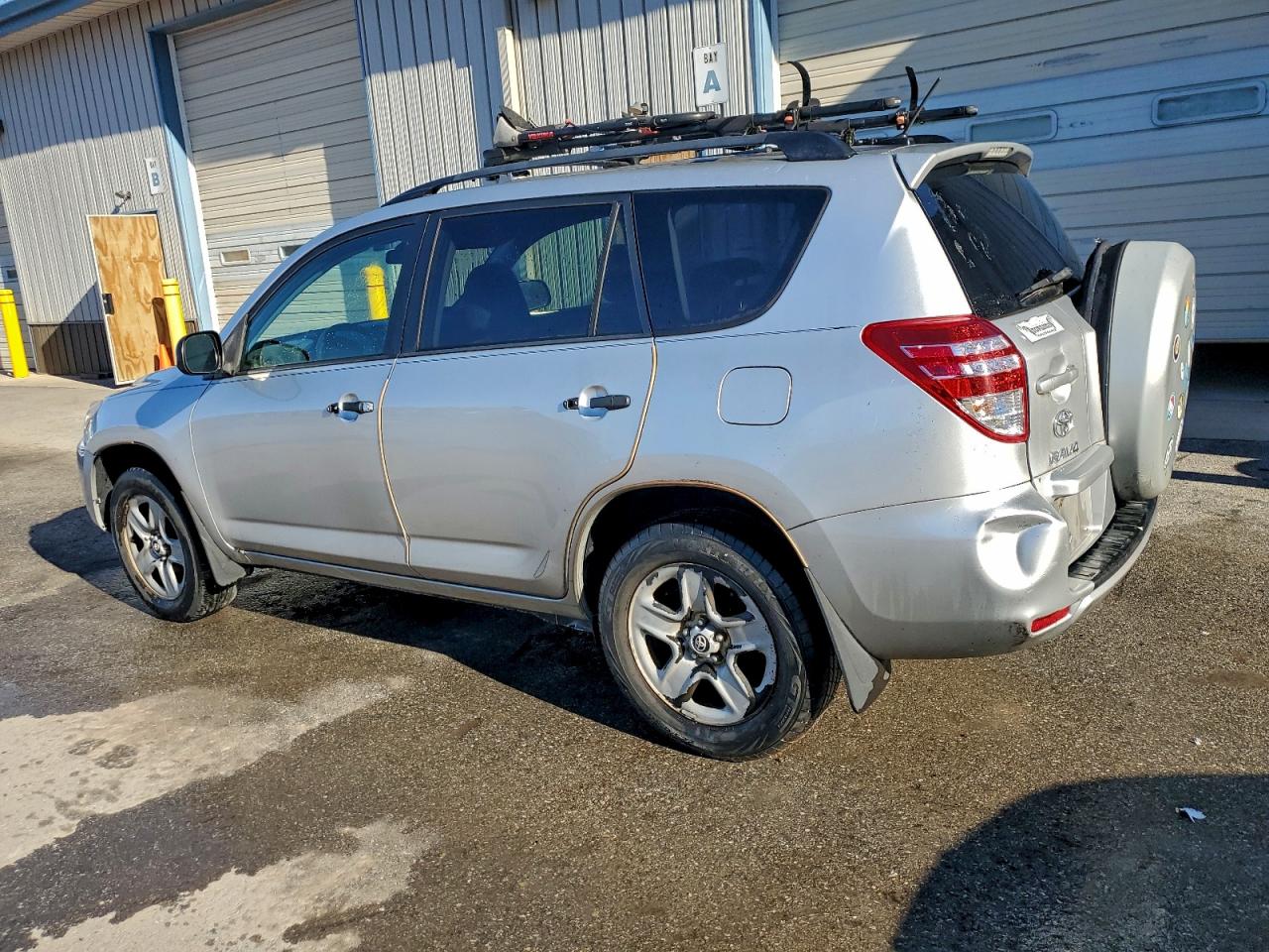 Toyota RAV4 Image 6